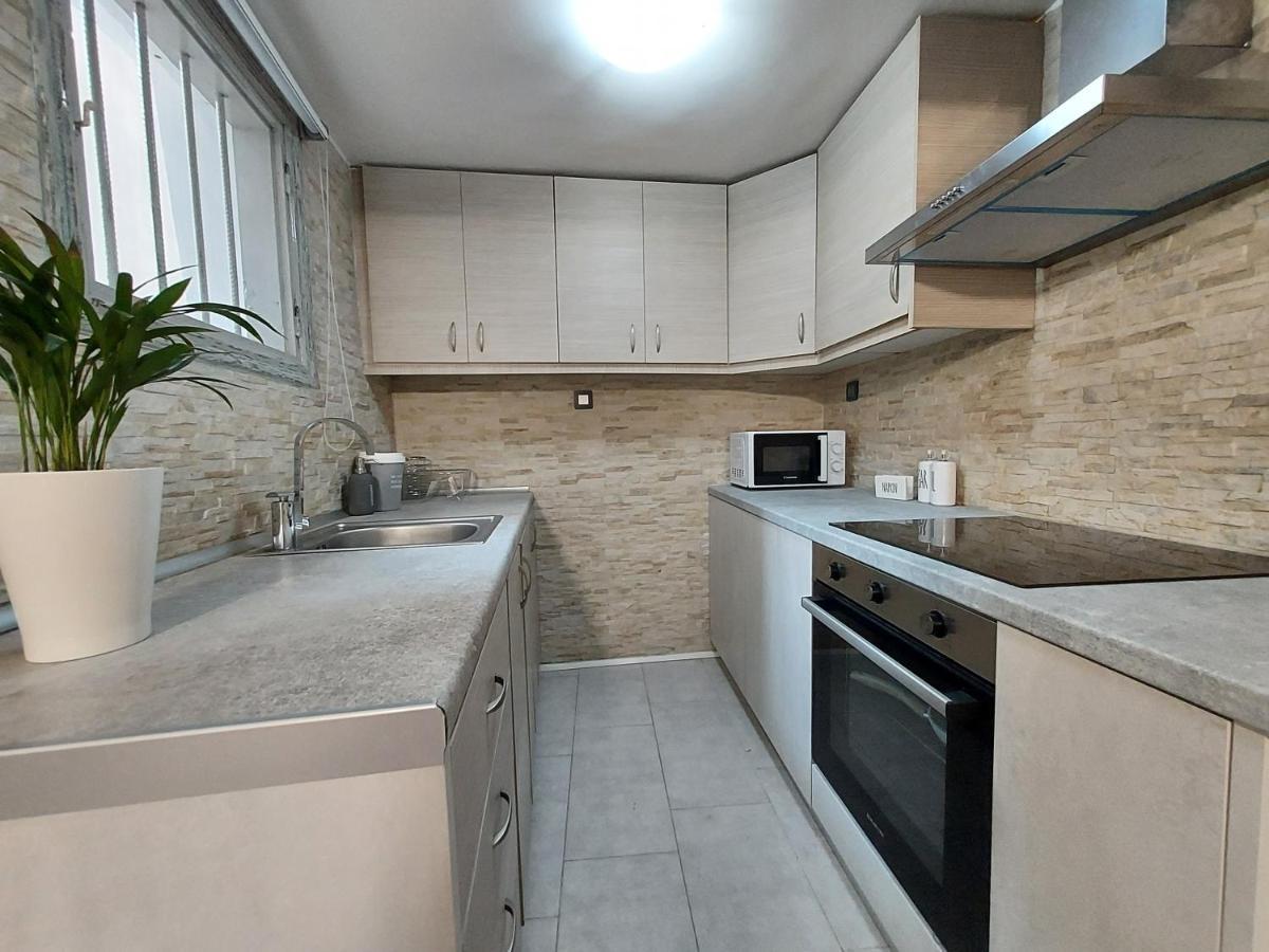 Anastasia'S Apartment With Yard Athens Exterior photo